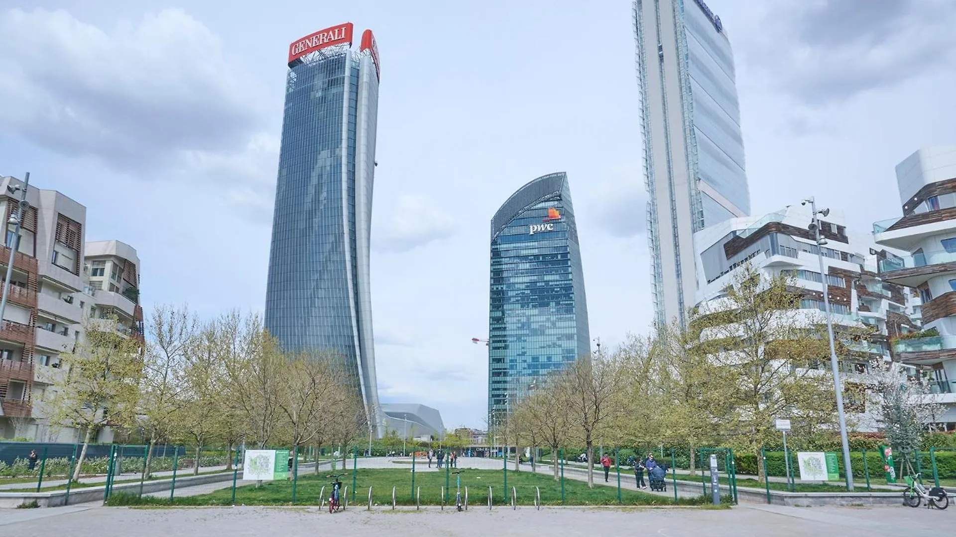 Milan Retreats Fiera Milano City 0*,  Itália