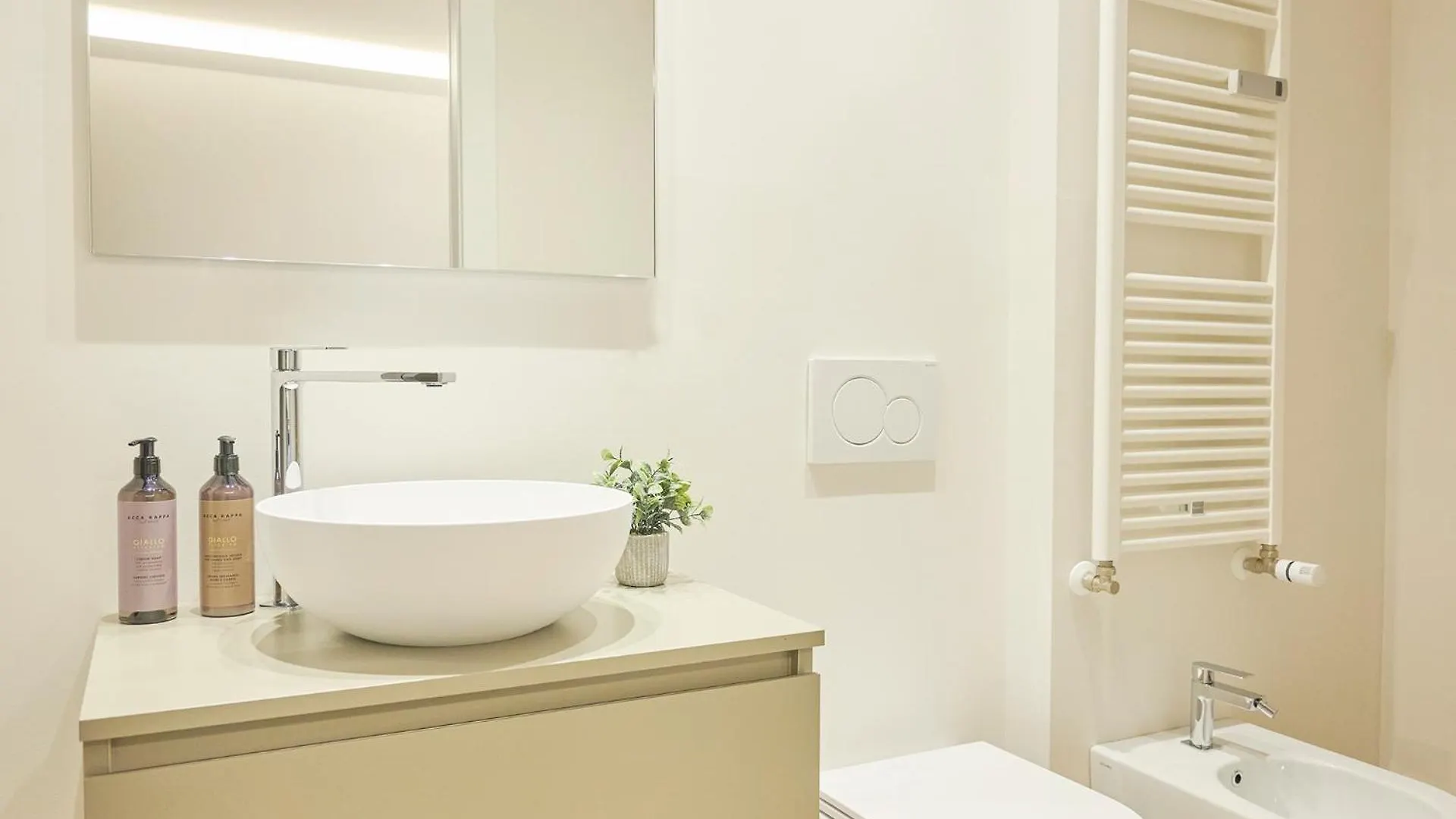 Milan Retreats Fiera Milano City